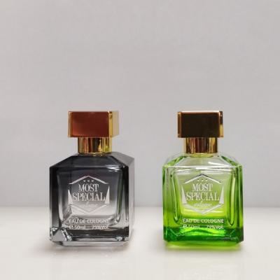 WS8086  50ml perfume spray glass bottle 